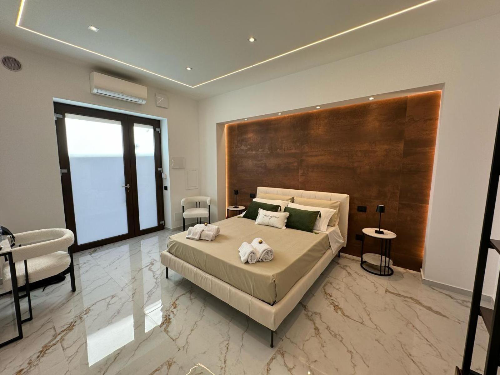 Fla' Suite Deluxe Terrasini Eksteriør bilde