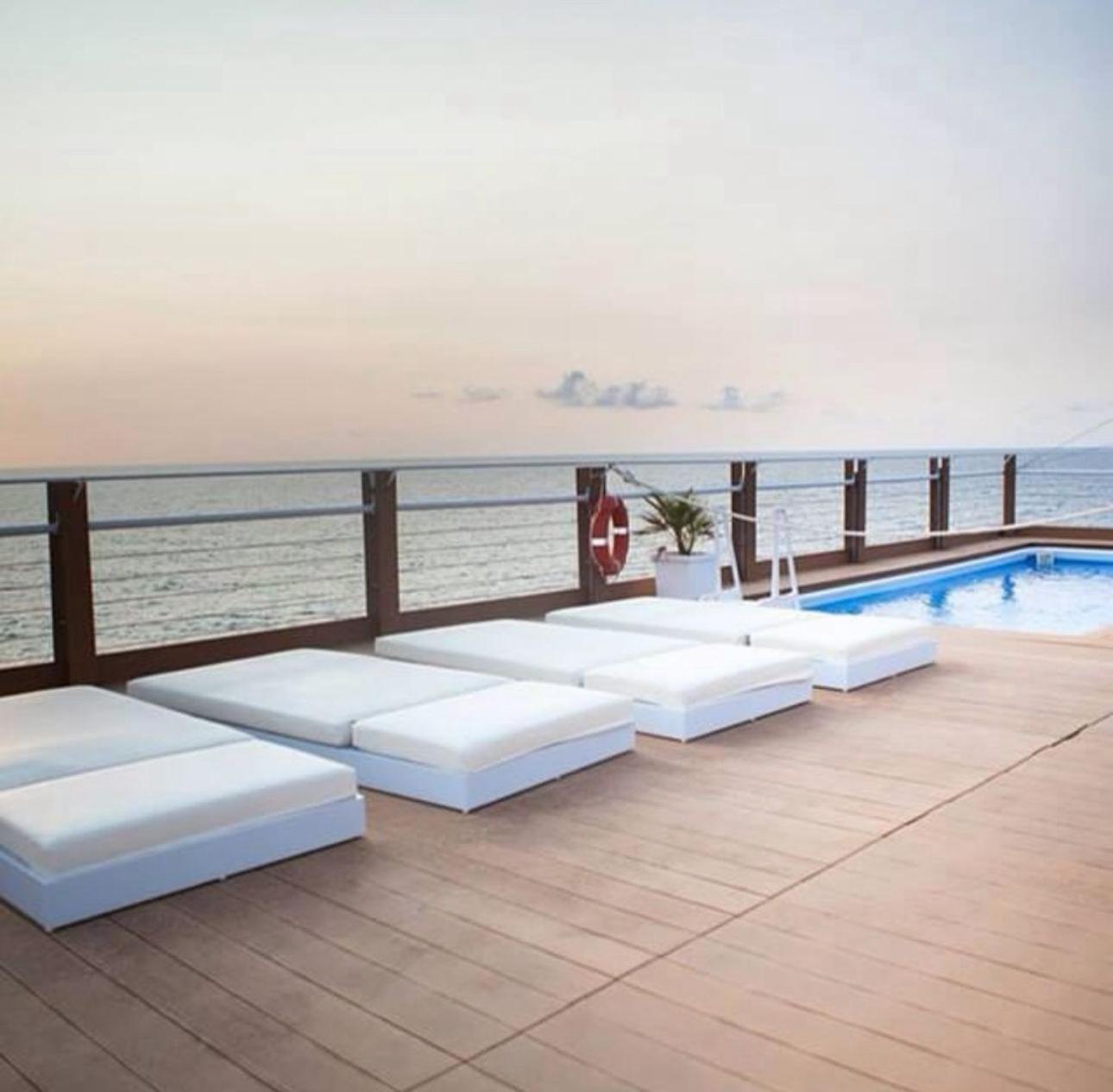 Fla' Suite Deluxe Terrasini Eksteriør bilde